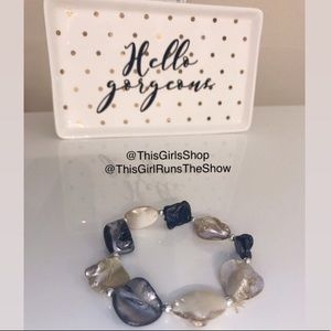 SALE🖤 Stunning Stone Bracelet!